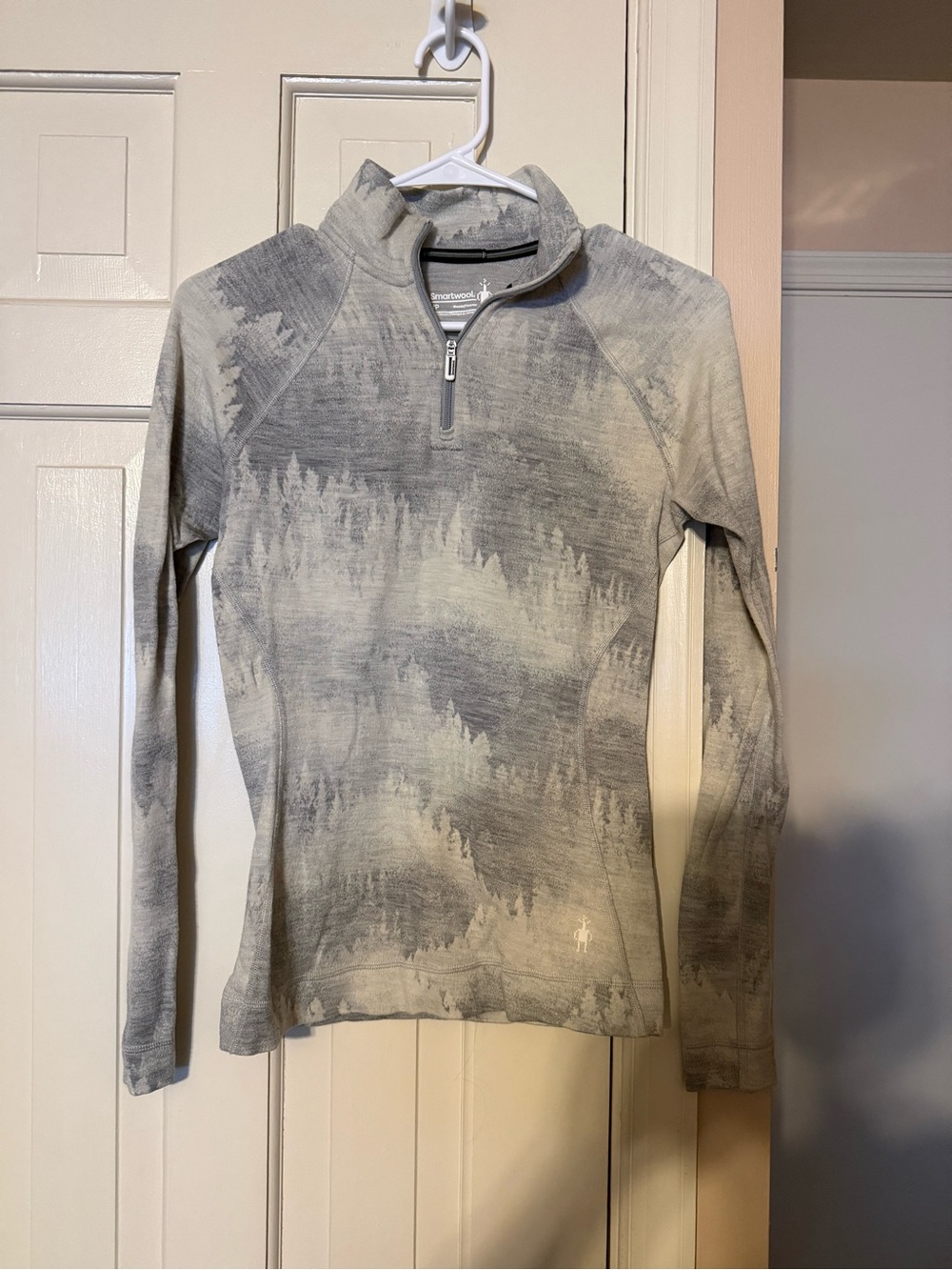 Smartwool Men's Gray and Cream Half-Zip Sweater